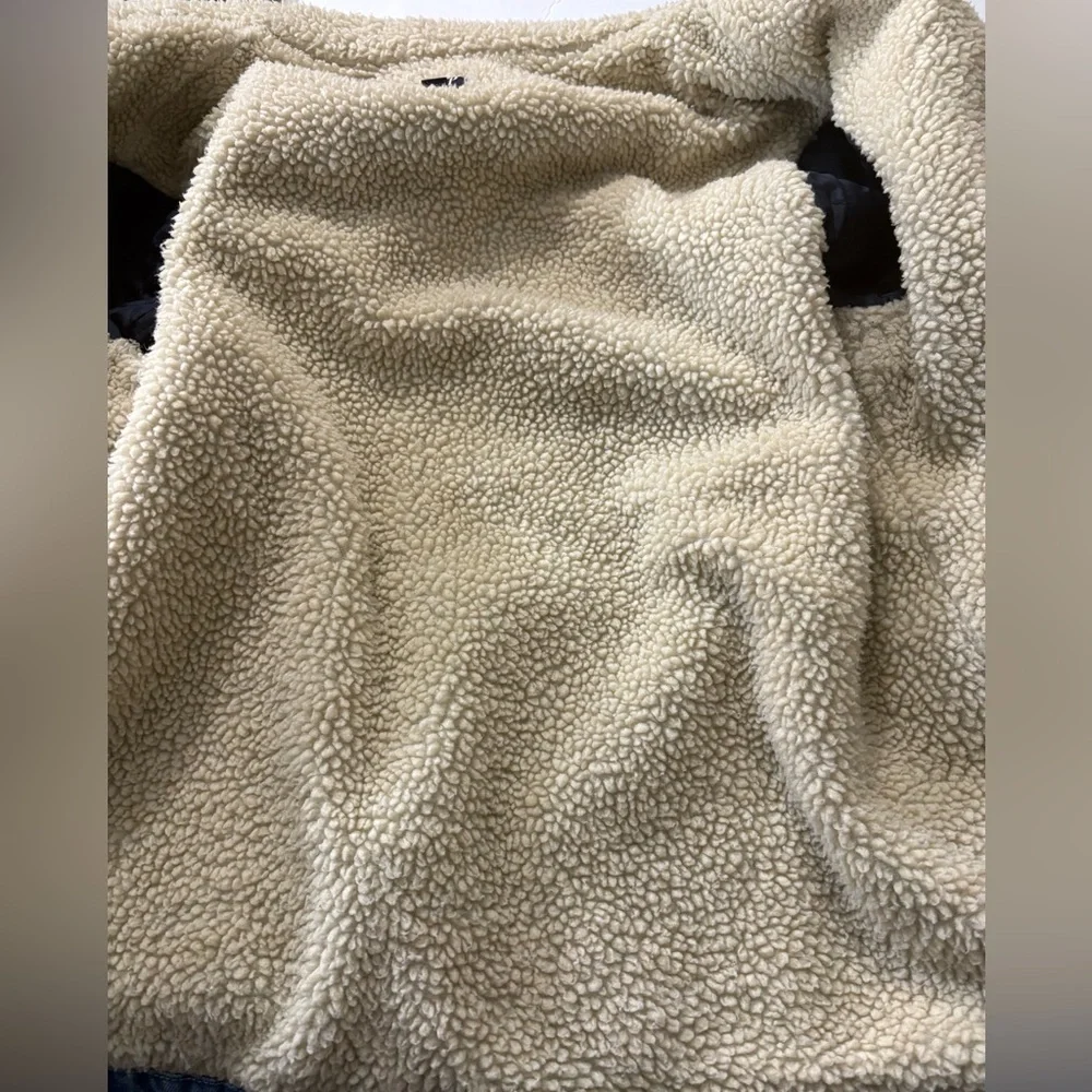 GAP Soft Denim Sherpa Button Front Jacket w Patch Pockets 1 Inner Pocket. XL - Picture 8 of 16